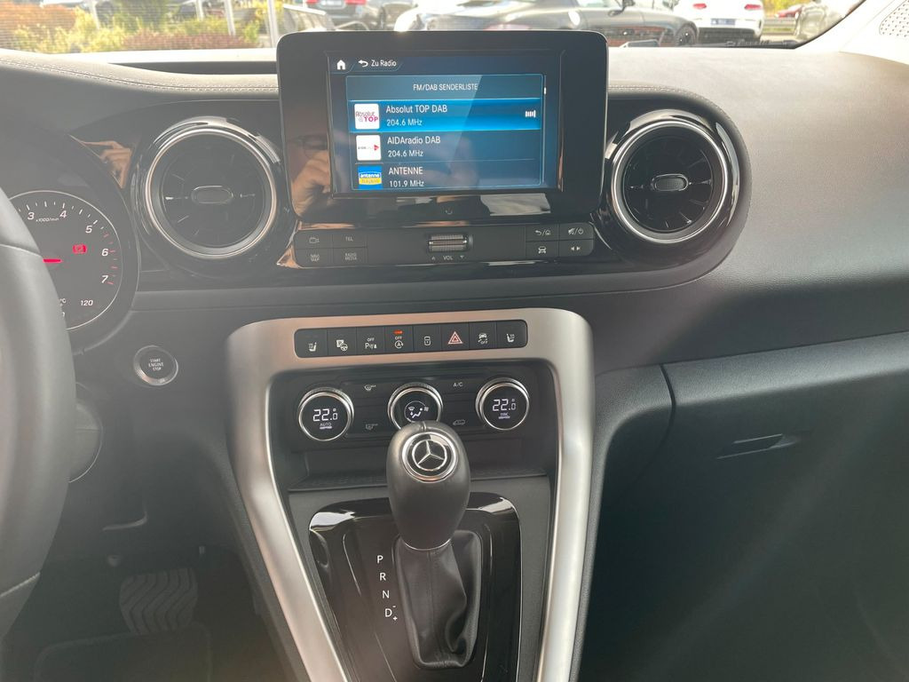 Automóvel Mercedes-Benz T 180 Power Plus Autom Kamera AHK LED MBUX: foto 15