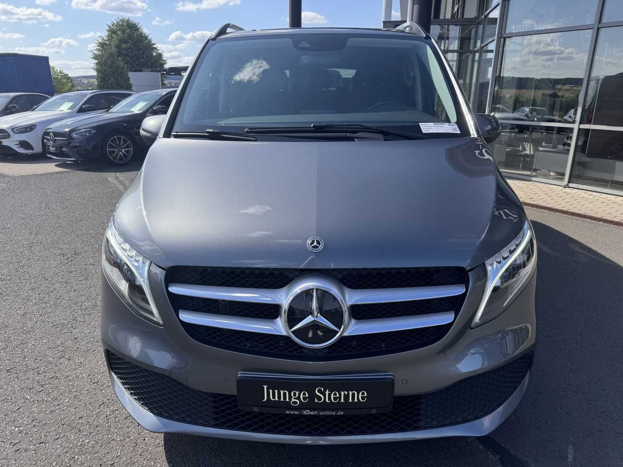 Mercedes-Benz V 220 d EDITION Liege-Paket AHK2,5 LED DAB MBUX - Automóvel: foto 2 Mercedes-Benz V 220 d EDITION Liege-Paket AHK2,5 LED DAB MBUX - Automóvel: foto 2