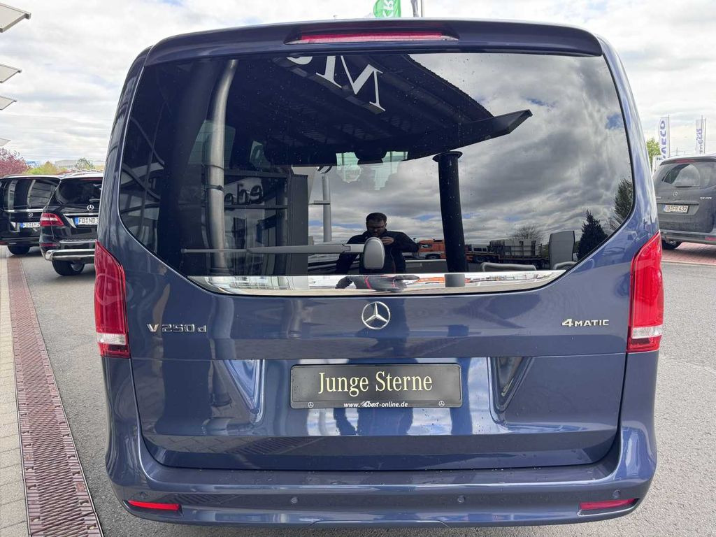 Mercedes-Benz V 250 d EDITION 4MATIC AMG DISTRONIC AHK Tisch - Micro-ônibus, Furgão de passageiros: foto 5 Mercedes-Benz V 250 d EDITION 4MATIC AMG DISTRONIC AHK Tisch - Micro-ônibus, Furgão de passageiros: foto 5