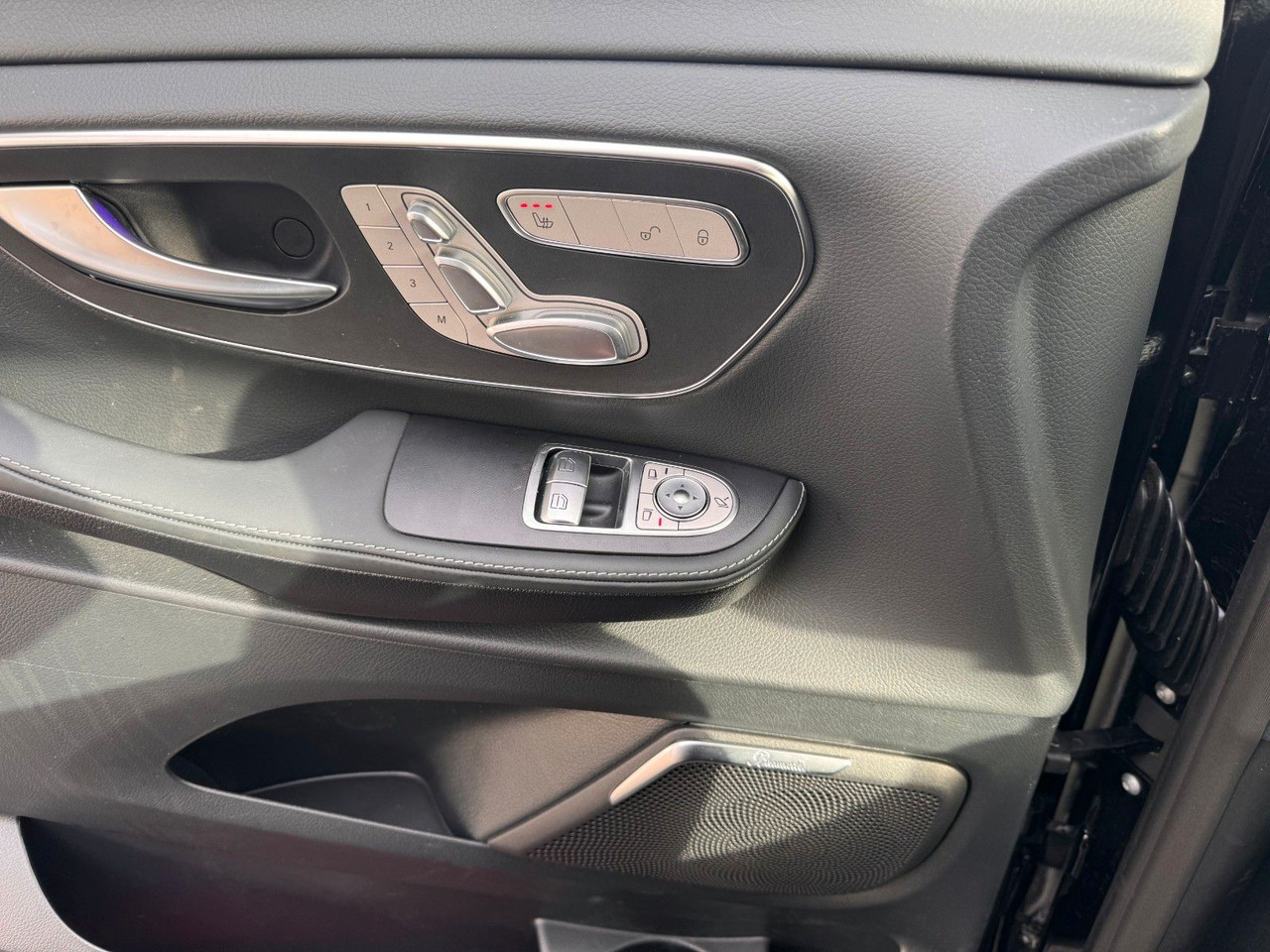 Carro perua Mercedes-Benz V 300 d EXCLUSIVE AIRMATIC AHK2,5 Standheiz: foto 20