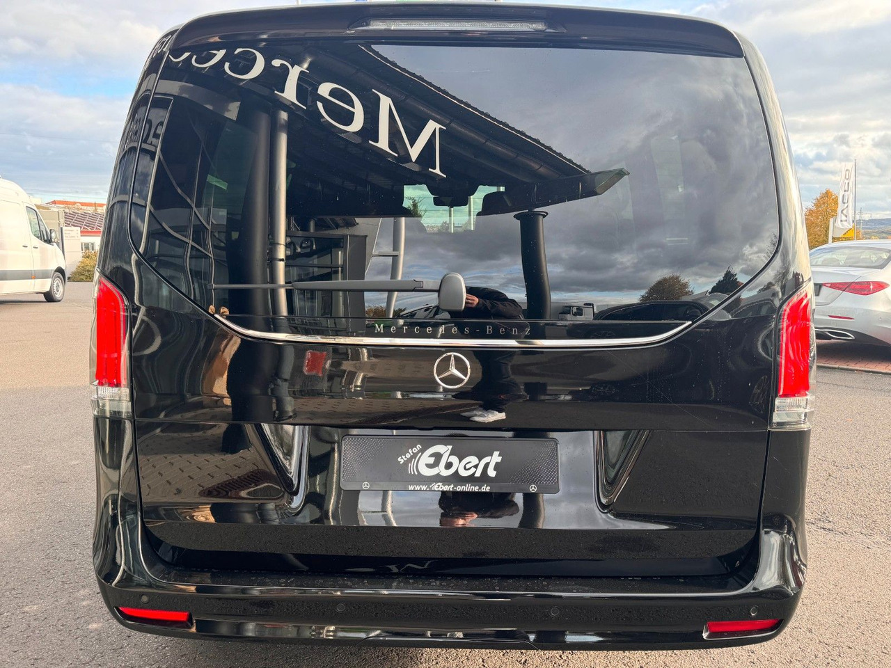 Mercedes-Benz V 300 d EXCLUSIVE AIRMATIC AHK2,5 Standheiz - Furgão de passageiros: foto 5 Mercedes-Benz V 300 d EXCLUSIVE AIRMATIC AHK2,5 Standheiz - Furgão de passageiros: foto 5