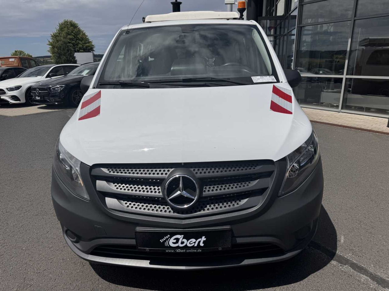 Mercedes-Benz Vito 111 CDI Tourer Begleitfahrzeug BF3+ / WVZ - Furgão compacto: foto 4 Mercedes-Benz Vito 111 CDI Tourer Begleitfahrzeug BF3+ / WVZ - Furgão compacto: foto 4