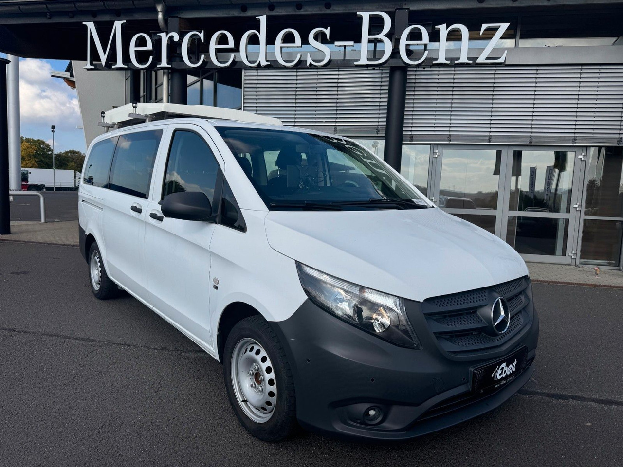 Mercedes-Benz Vito 114 CDI Tourer Begleitfahrzeug BF3+ / WVZ - Furgão de passageiros: foto 1 Mercedes-Benz Vito 114 CDI Tourer Begleitfahrzeug BF3+ / WVZ - Furgão de passageiros: foto 1