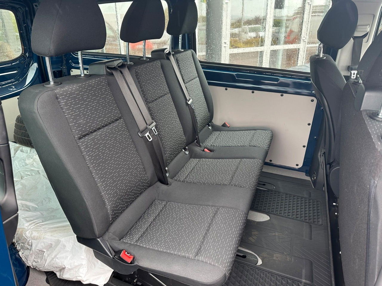Locação de  Mercedes-Benz Vito 119 CDI Tourer 3200 Klima AHK Tempomat Mercedes-Benz Vito 119 CDI Tourer 3200 Klima AHK Tempomat: foto 8