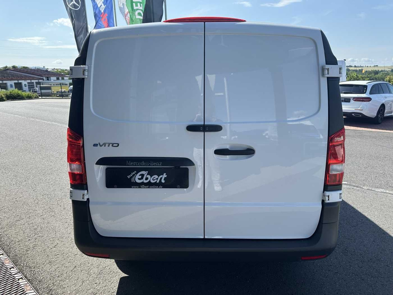 Mercedes-Benz eVito 112 Klima Kamera Navi SHZ Tempomat - Furgão compacto, Carrinha elétrica: foto 5 Mercedes-Benz eVito 112 Klima Kamera Navi SHZ Tempomat - Furgão compacto, Carrinha elétrica: foto 5