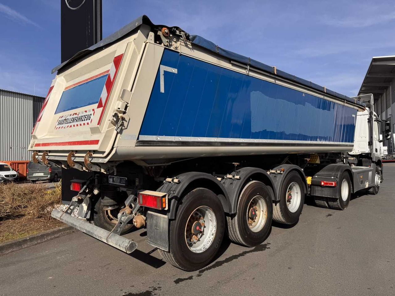 Schmitz Cargobull SGF*S3 SKI 24 SL 7.2 Mulde 23m³ Liftachse 5x Schmitz Cargobull SGF*S3 SKI 24 SL 7.2 Alu-Mulde 23m³ Liftachse - Semireboque basculante: foto 1 Schmitz Cargobull SGF*S3 SKI 24 SL 7.2 Mulde 23m³ Liftachse 5x Schmitz Cargobull SGF*S3 SKI 24 SL 7.2 Alu-Mulde 23m³ Liftachse - Semireboque basculante: foto 1