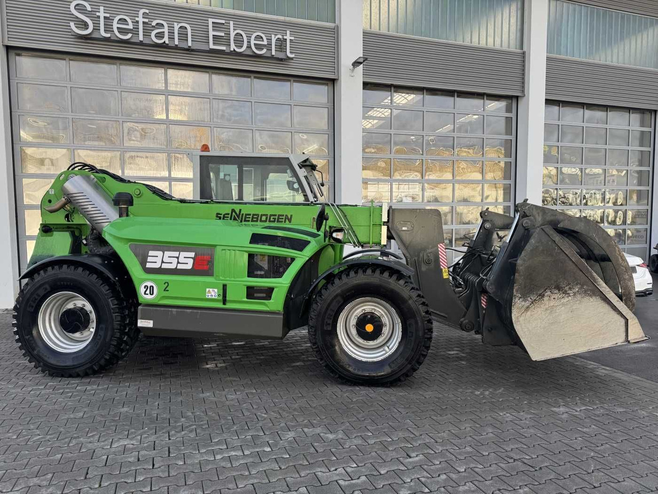 Sennebogen 355 E / Greifschaufel / nur 2.260h! - Carregadeira de rodas: foto 2 Sennebogen 355 E / Greifschaufel / nur 2.260h! - Carregadeira de rodas: foto 2