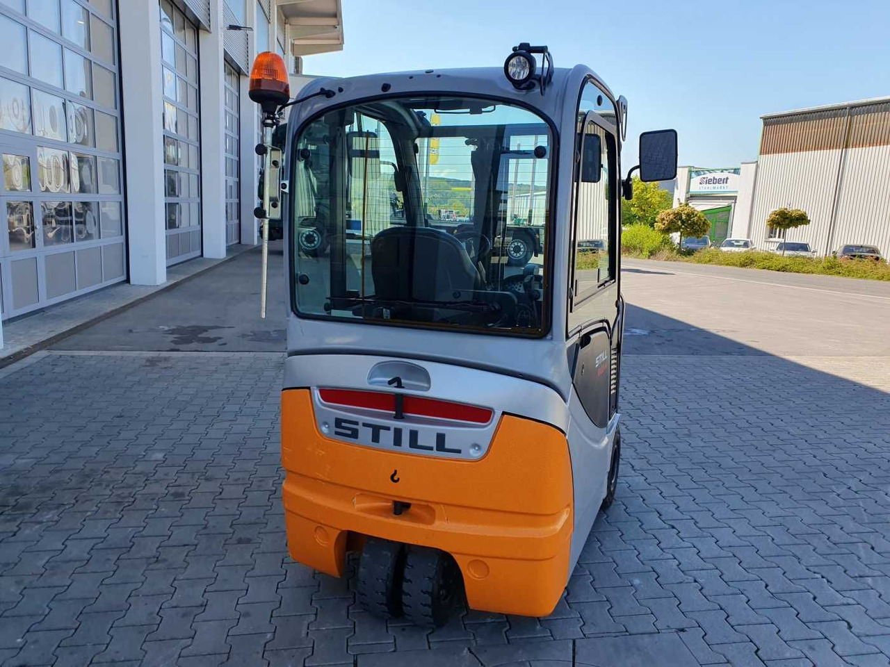 Still RX20-14 / 2016 / Triplex: 4.60m! / 271h / SS - Empilhadeira elétrica: foto 4 Still RX20-14 / 2016 / Triplex: 4.60m! / 271h / SS - Empilhadeira elétrica: foto 4