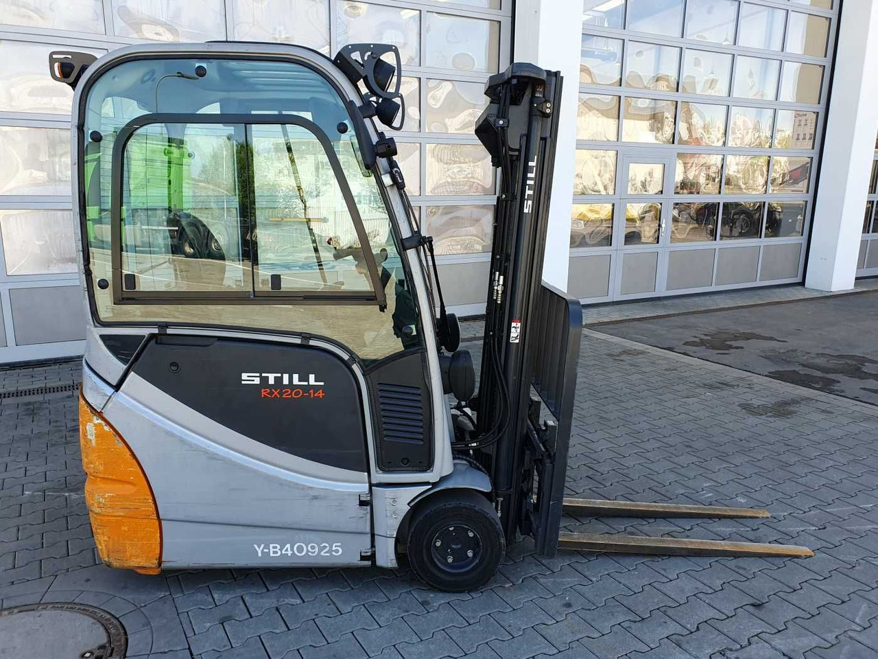 Still RX20-14 / 2023 / Triplex: 4.60m! / 2.604h / SS - Empilhadeira elétrica: foto 3 Still RX20-14 / 2023 / Triplex: 4.60m! / 2.604h / SS - Empilhadeira elétrica: foto 3
