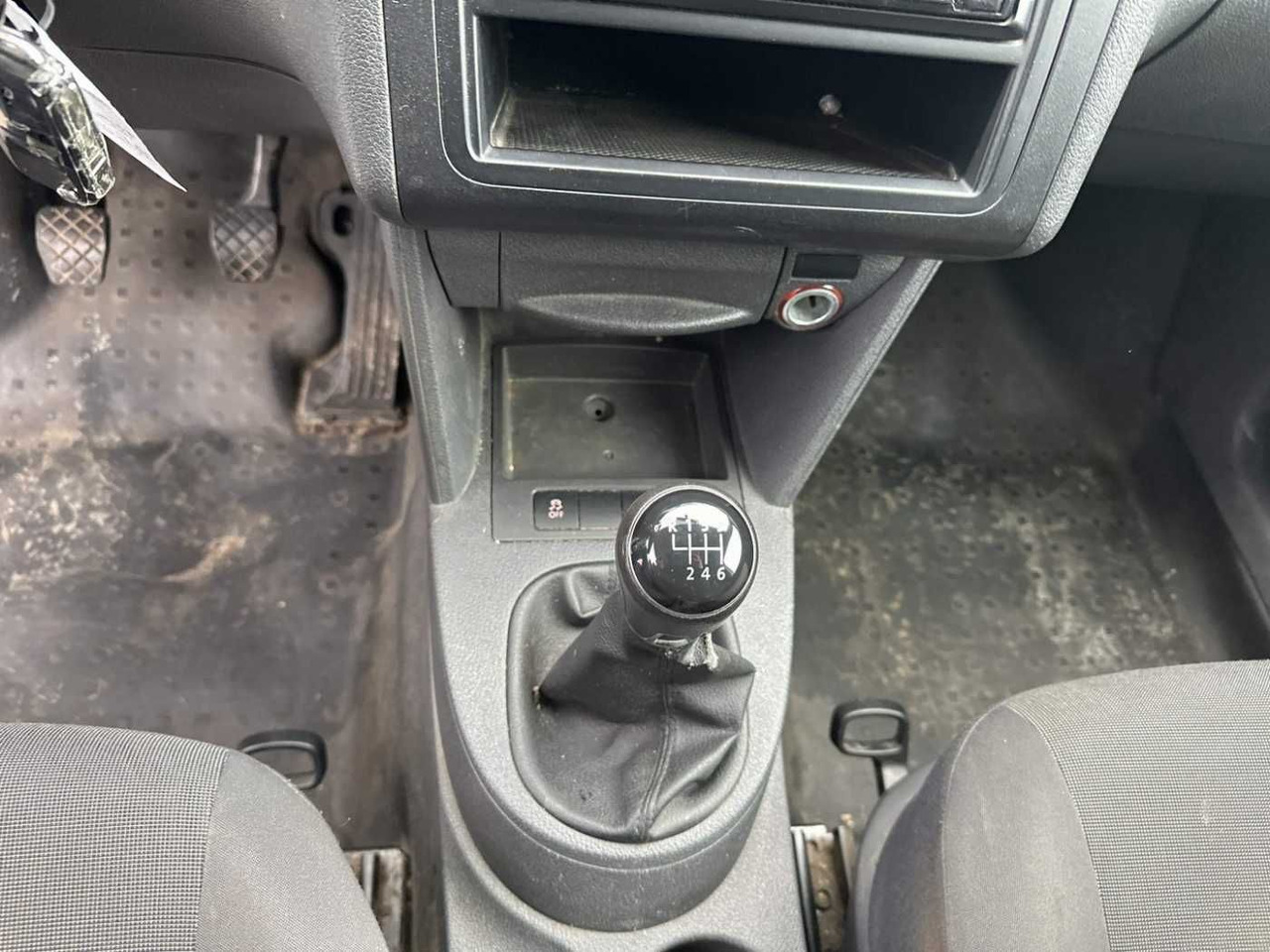 Furgão Volkswagen VW Caddy 2.0 TDI 4Motion Maxi Kasten Regal: foto 13