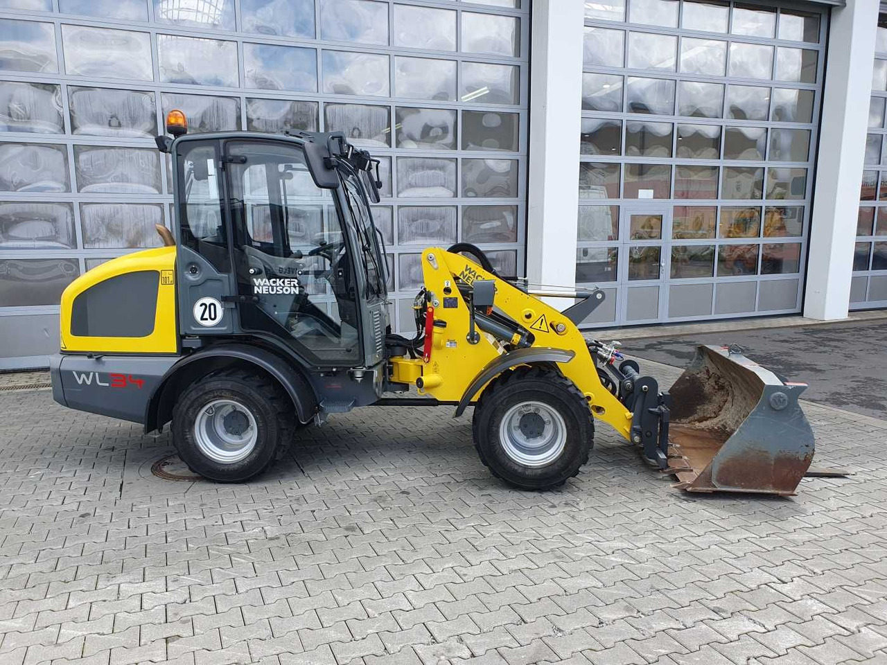 Wacker WL34 (RL40) / Schaufel + Gabel / nur 743h / 62PS - Carregadeira de rodas: foto 3 Wacker WL34 (RL40) / Schaufel + Gabel / nur 743h / 62PS - Carregadeira de rodas: foto 3