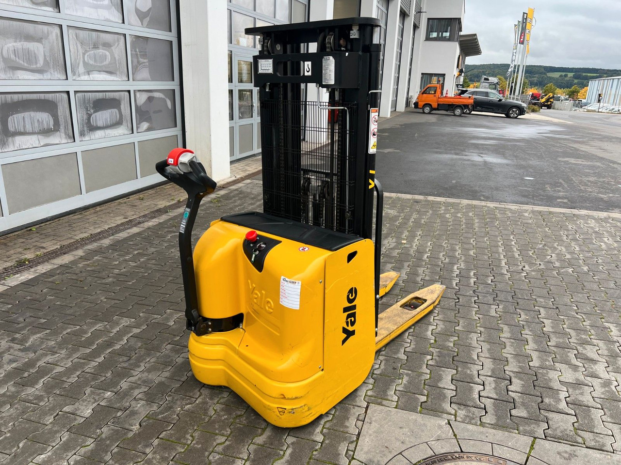 Yale MS 12 AC / Triplex: 4m! / nur 229h! / 2014 - Stacker: foto 4 Yale MS 12 AC / Triplex: 4m! / nur 229h! / 2014 - Stacker: foto 4