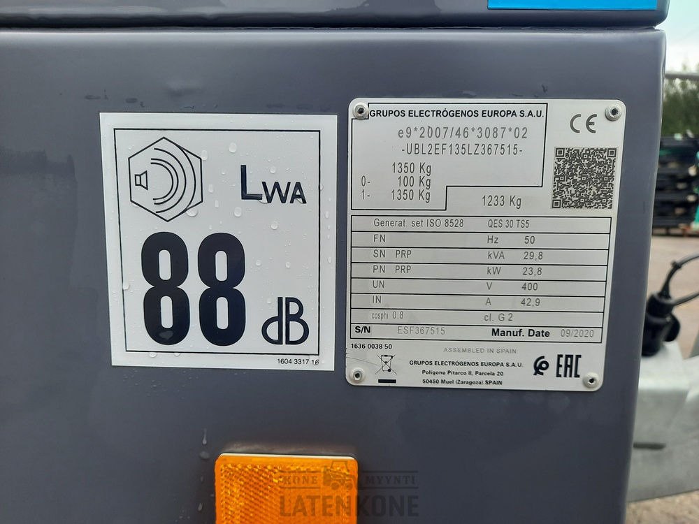 Gerador elétrico Atlas Copco QES 30 50 Hz Generaattori vetovarustuksella ID 4349: foto 9