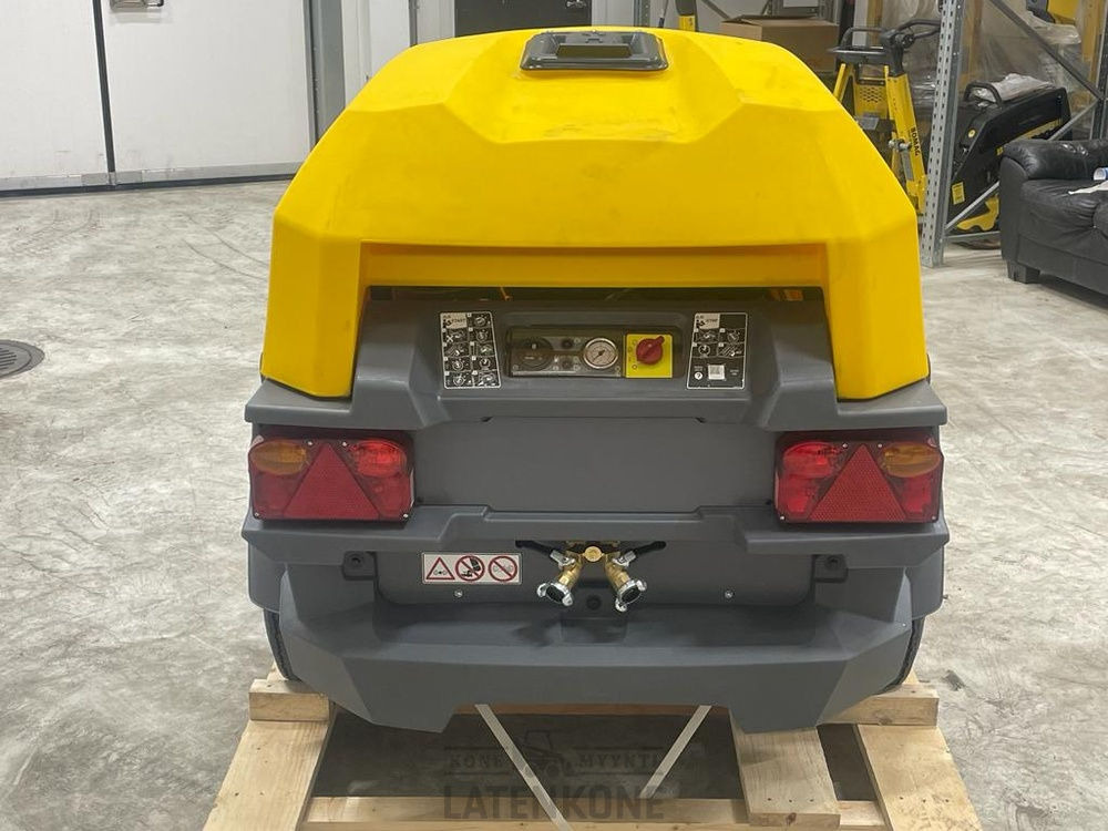 Atlas Copco XAS 38 StV Vaunukompressori UUSI - Compressor de ar: foto 5 Atlas Copco XAS 38 StV Vaunukompressori UUSI - Compressor de ar: foto 5