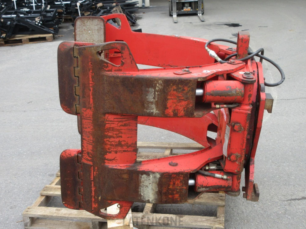 Auramo RA-250N Trukin rullapihti - Grampo de Máquina de construção: foto 4 Auramo RA-250N Trukin rullapihti - Grampo de Máquina de construção: foto 4