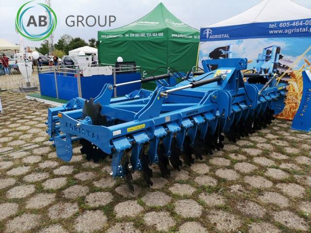 Agristal BTH hydraulic folding disc harrow 4.5 m - Maquina para lavrar a terra: foto 4 Agristal BTH hydraulic folding disc harrow 4.5 m - Maquina para lavrar a terra: foto 4