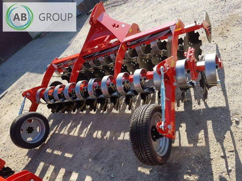 Awemak front-mounted disc harrow OZYRYS BTF 30 - Grades de discos: foto 3 Awemak front-mounted disc harrow OZYRYS BTF 30 - Grades de discos: foto 3