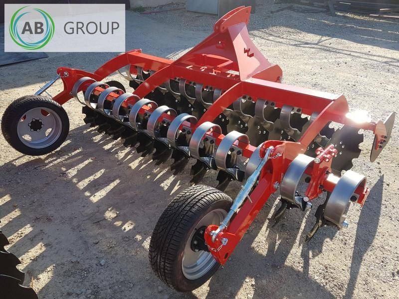 Awemak front-mounted disc harrow OZYRYS BTF 30 - Grades de discos: foto 1 Awemak front-mounted disc harrow OZYRYS BTF 30 - Grades de discos: foto 1