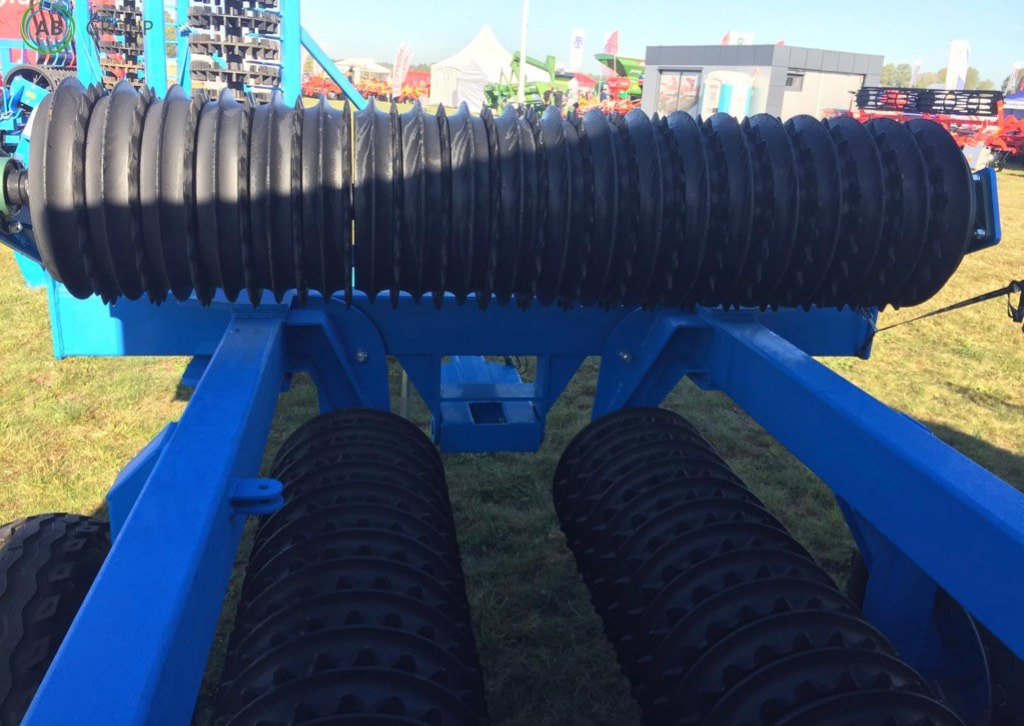 Cambridge hydraulically foldable roller 6.2 m 530 mm Agristal WUC - Rolo agricola: foto 3 Cambridge hydraulically foldable roller 6.2 m 530 mm Agristal WUC - Rolo agricola: foto 3