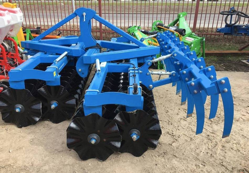 Inter-Tech front disc cultivator 2.5 m with flat bar drag BAP01 - ON STOCK - Grades de discos: foto 3 Inter-Tech front disc cultivator 2.5 m with flat bar drag BAP01 - ON STOCK - Grades de discos: foto 3