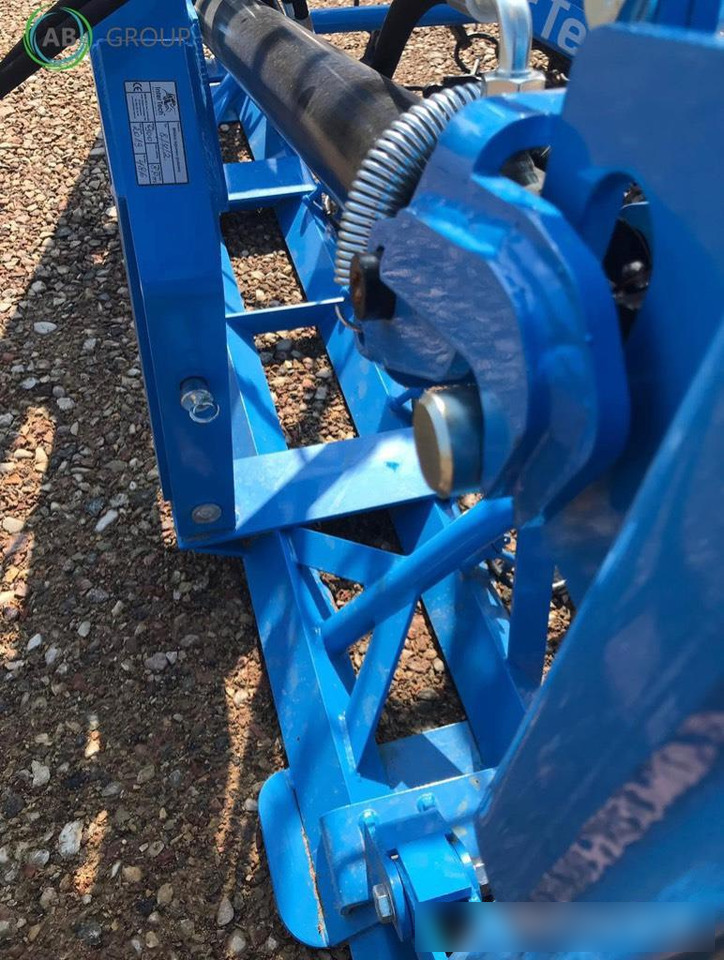 Inter-Tech meadow meadow harrow 8 m - Grade para prados: foto 2 Inter-Tech meadow meadow harrow 8 m - Grade para prados: foto 2