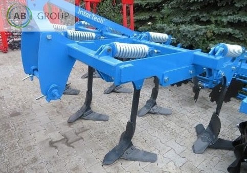 Inter-Tech stubble cultivator with NON STOP spring protection 3.0 m BASP03 - Cultivador: foto 2 Inter-Tech stubble cultivator with NON STOP spring protection 3.0 m BASP03 - Cultivador: foto 2