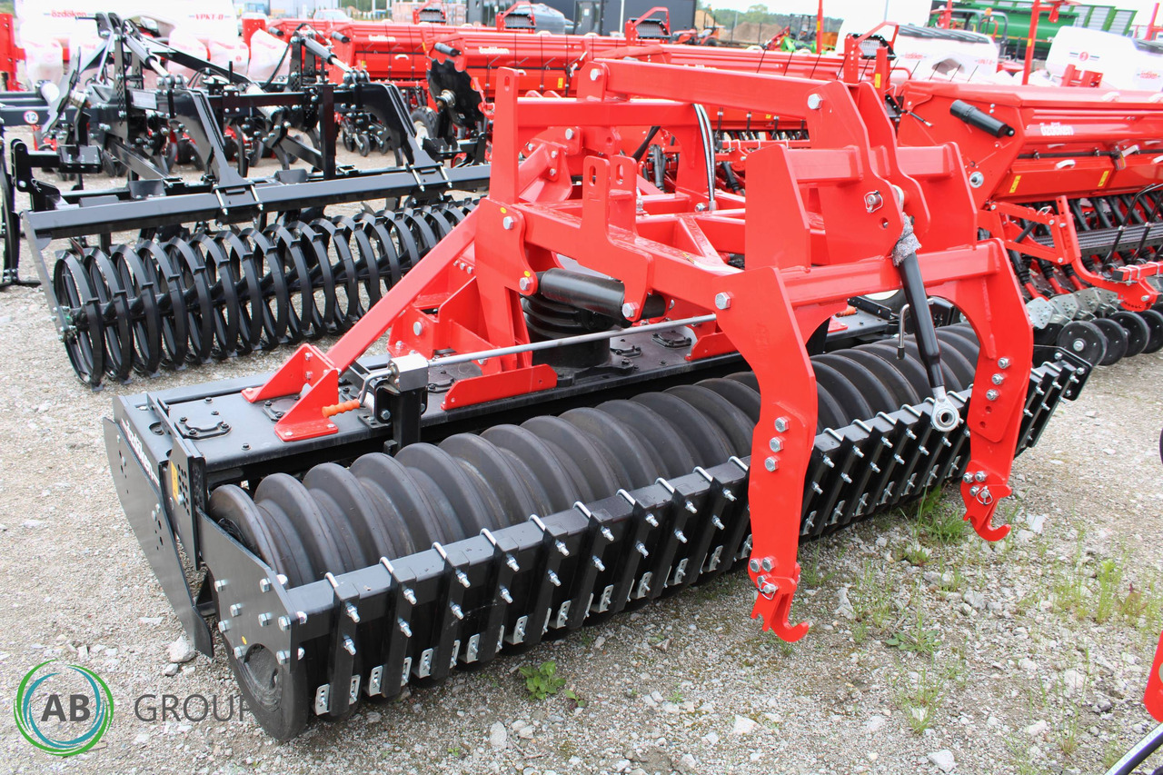 Ozdoken Ongun S300 power harrow with seed drill attachment - Grade rotativa: foto 2 Ozdoken Ongun S300 power harrow with seed drill attachment - Grade rotativa: foto 2