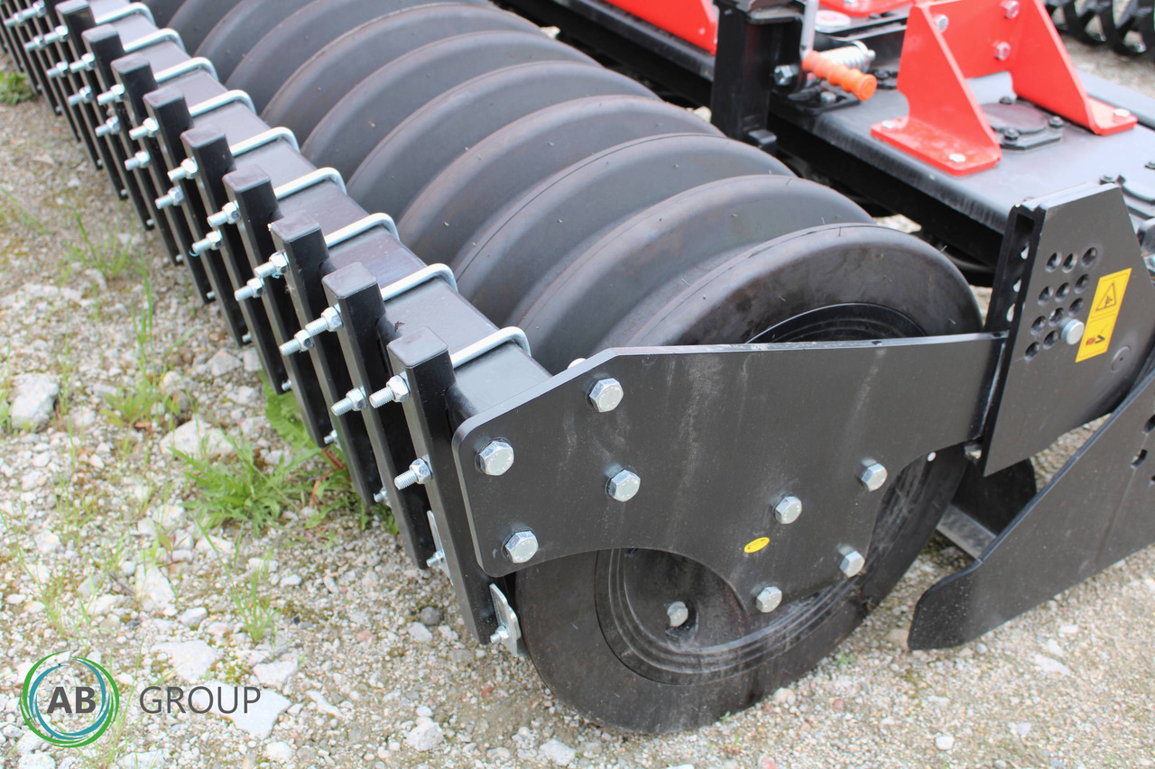 Ozdoken Ongun S300 power harrow with seed drill attachment - Grade rotativa: foto 4 Ozdoken Ongun S300 power harrow with seed drill attachment - Grade rotativa: foto 4