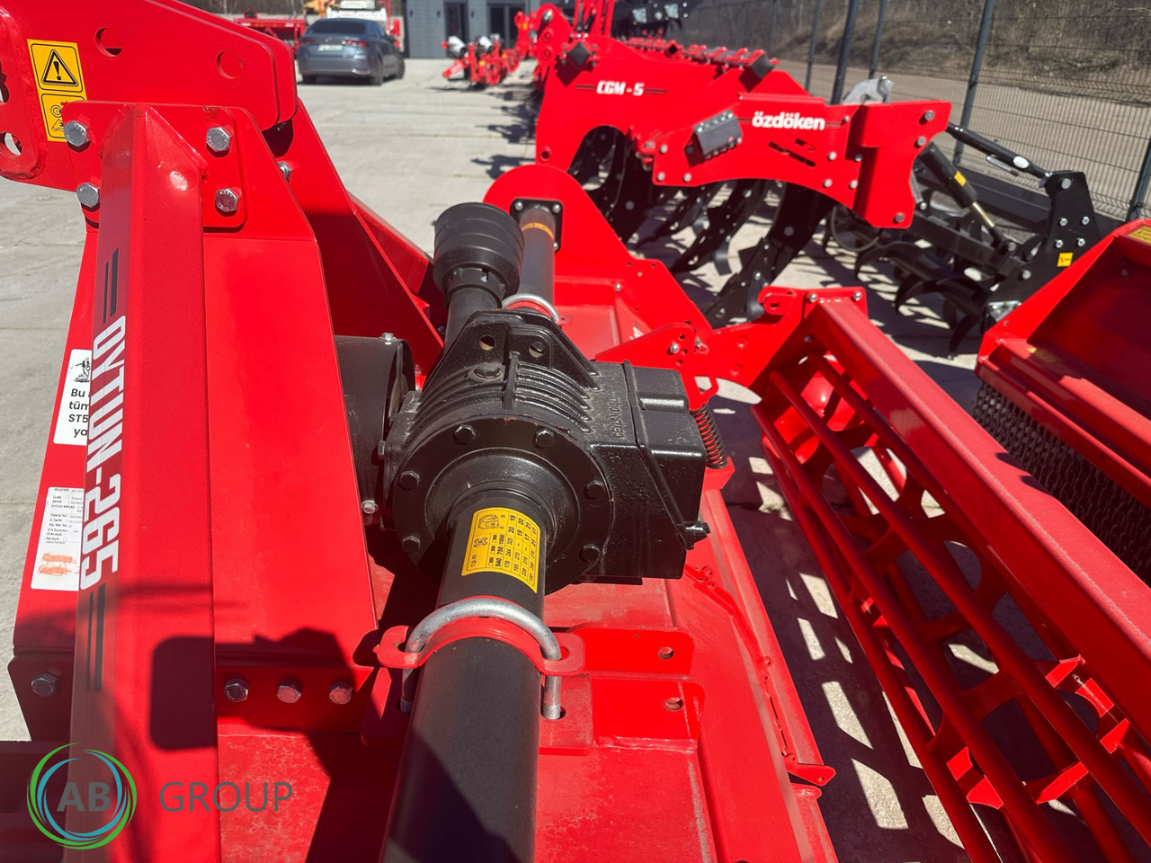 Ozdoken Oytun-265 rotary tiller - Fresa agrícola: foto 4 Ozdoken Oytun-265 rotary tiller - Fresa agrícola: foto 4