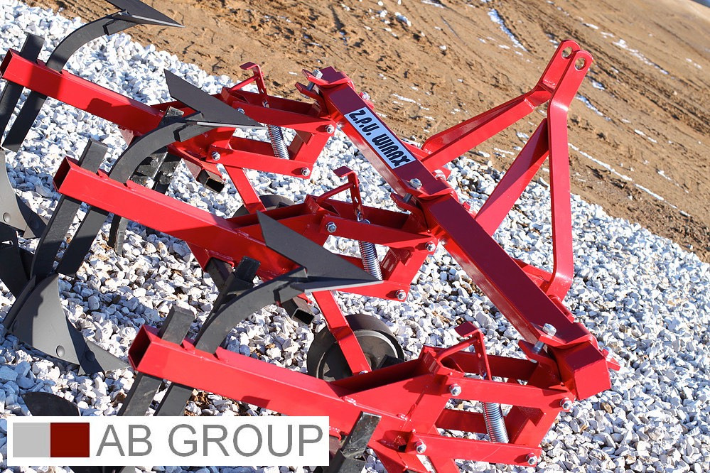 Wirax 3-row ridger - Maquina para lavrar a terra: foto 2 Wirax 3-row ridger - Maquina para lavrar a terra: foto 2