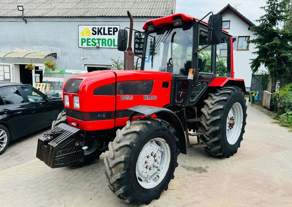 Belarus 1025.3 - Trator: foto 2 Belarus 1025.3 - Trator: foto 2