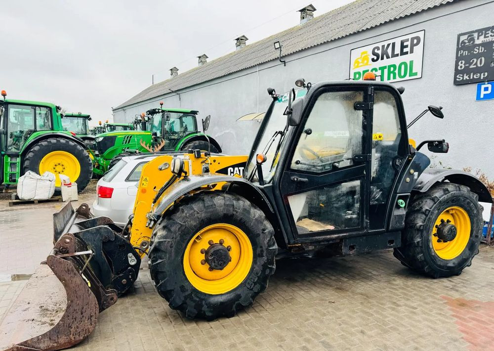 Caterpillar TH 336 - Empilhador telescópico: foto 2 Caterpillar TH 336 - Empilhador telescópico: foto 2