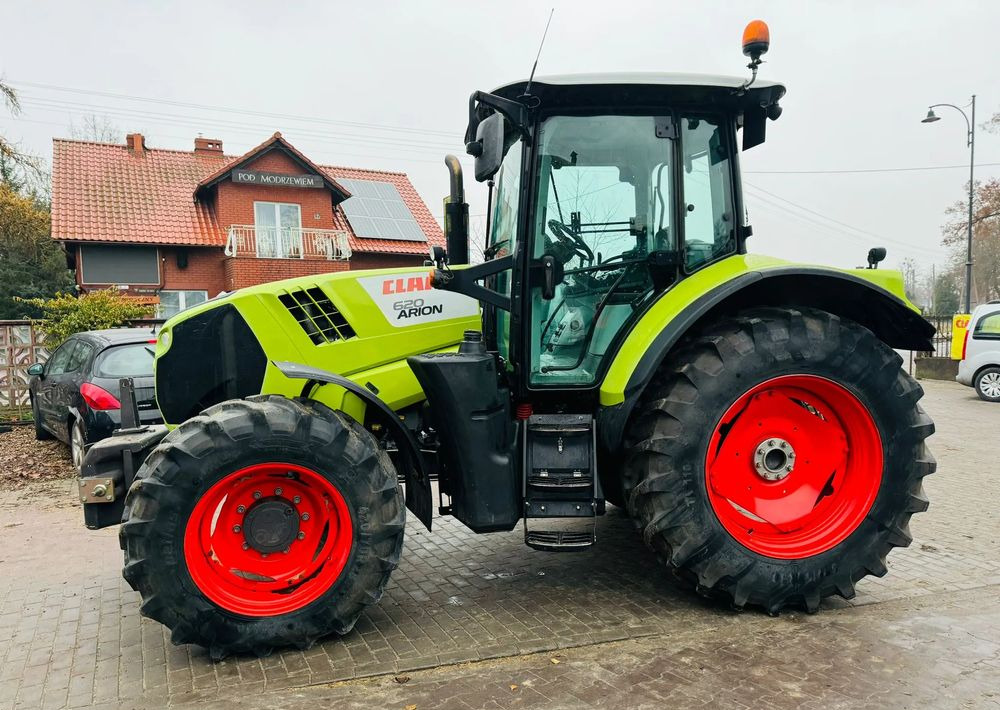 Claas Arion 620 - Trator: foto 3 Claas Arion 620 - Trator: foto 3