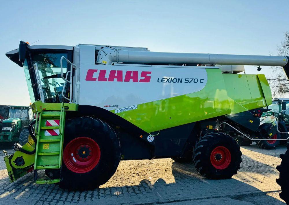 Claas Lexion 570C - Ceifeira debulhadora: foto 1 Claas Lexion 570C - Ceifeira debulhadora: foto 1
