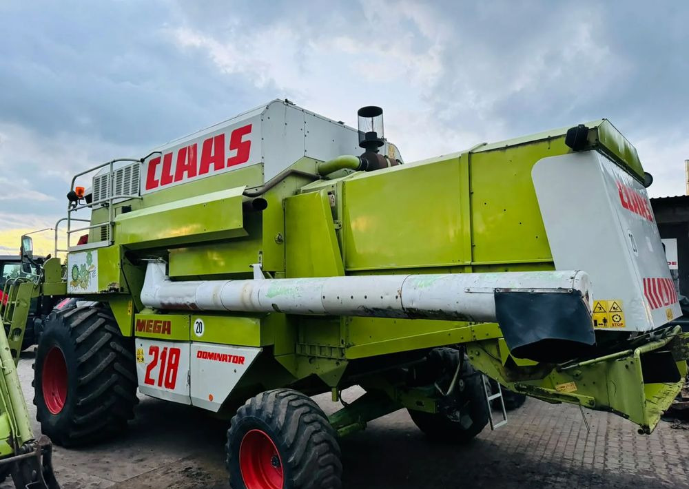 Claas MEGA 218 - Ceifeira debulhadora: foto 3 Claas MEGA 218 - Ceifeira debulhadora: foto 3