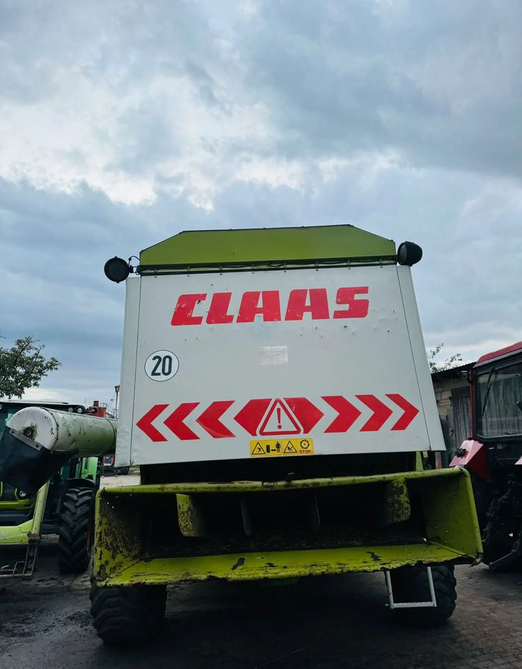 Claas MEGA 218 - Ceifeira debulhadora: foto 4 Claas MEGA 218 - Ceifeira debulhadora: foto 4