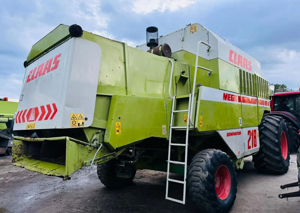 Claas MEGA 218 - Ceifeira debulhadora: foto 2 Claas MEGA 218 - Ceifeira debulhadora: foto 2