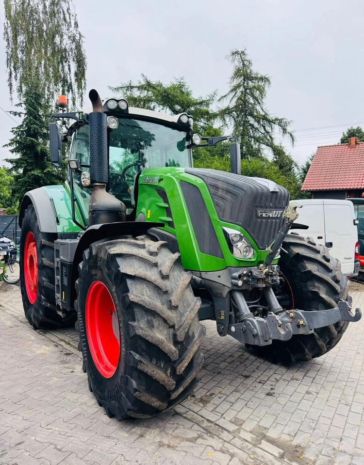 Fendt 828 Vario Profi Plus - Trator: foto 2 Fendt 828 Vario Profi Plus - Trator: foto 2