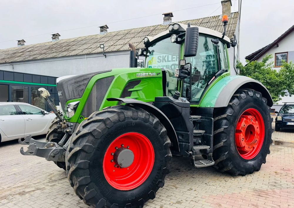 Fendt 828 Vario Profi Plus - Trator: foto 5 Fendt 828 Vario Profi Plus - Trator: foto 5