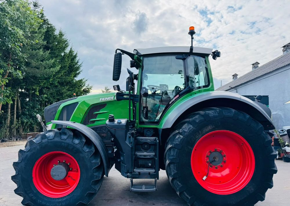 Fendt 828 Vario Profi Plus - Trator: foto 3 Fendt 828 Vario Profi Plus - Trator: foto 3