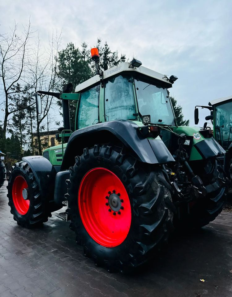 Fendt Favorit 818 - Trator: foto 3 Fendt Favorit 818 - Trator: foto 3