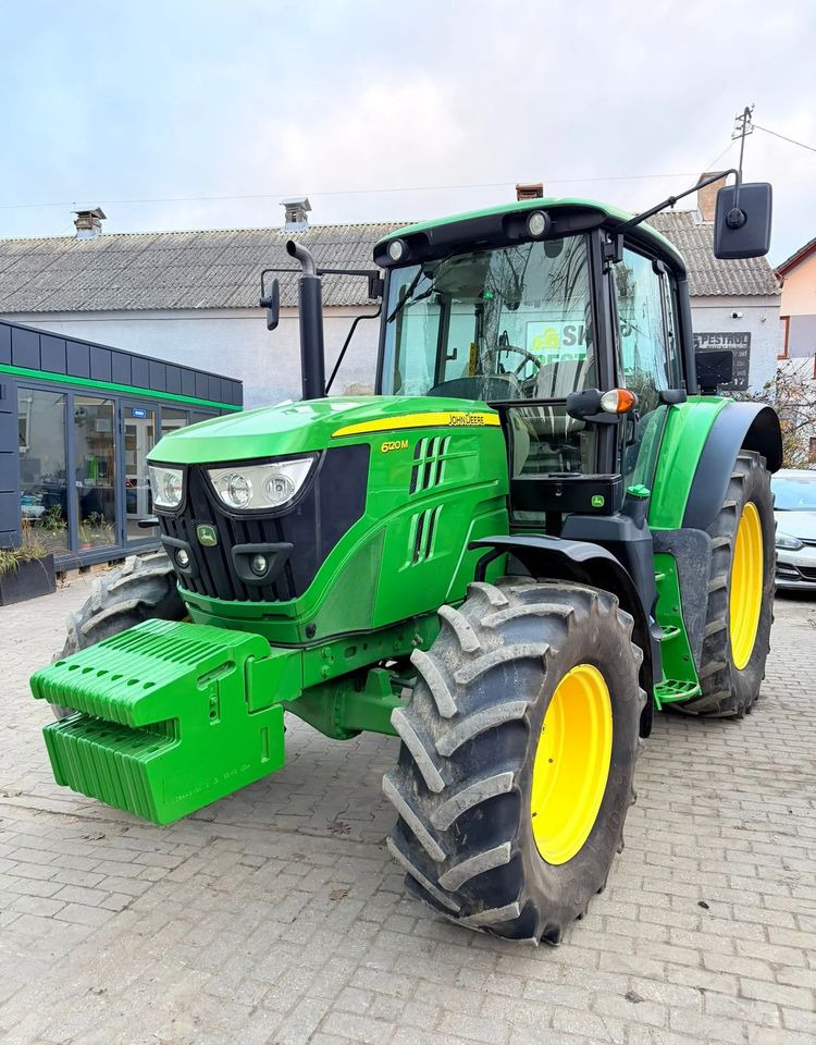 John Deere 6120M - Trator: foto 5 John Deere 6120M - Trator: foto 5