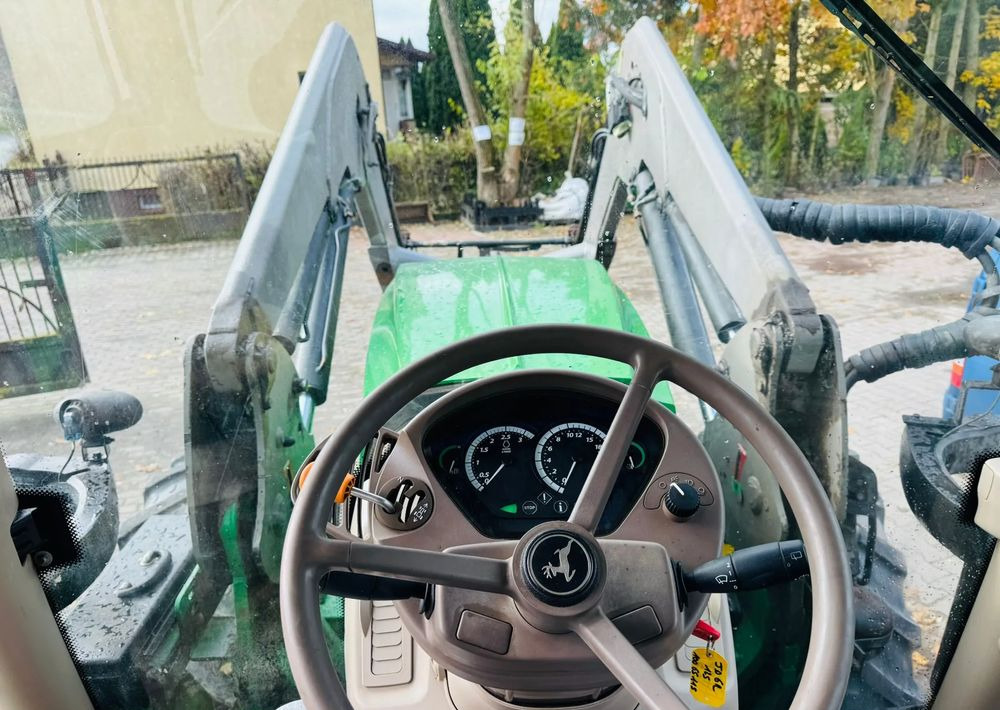 Trator John Deere 6125R: foto 16