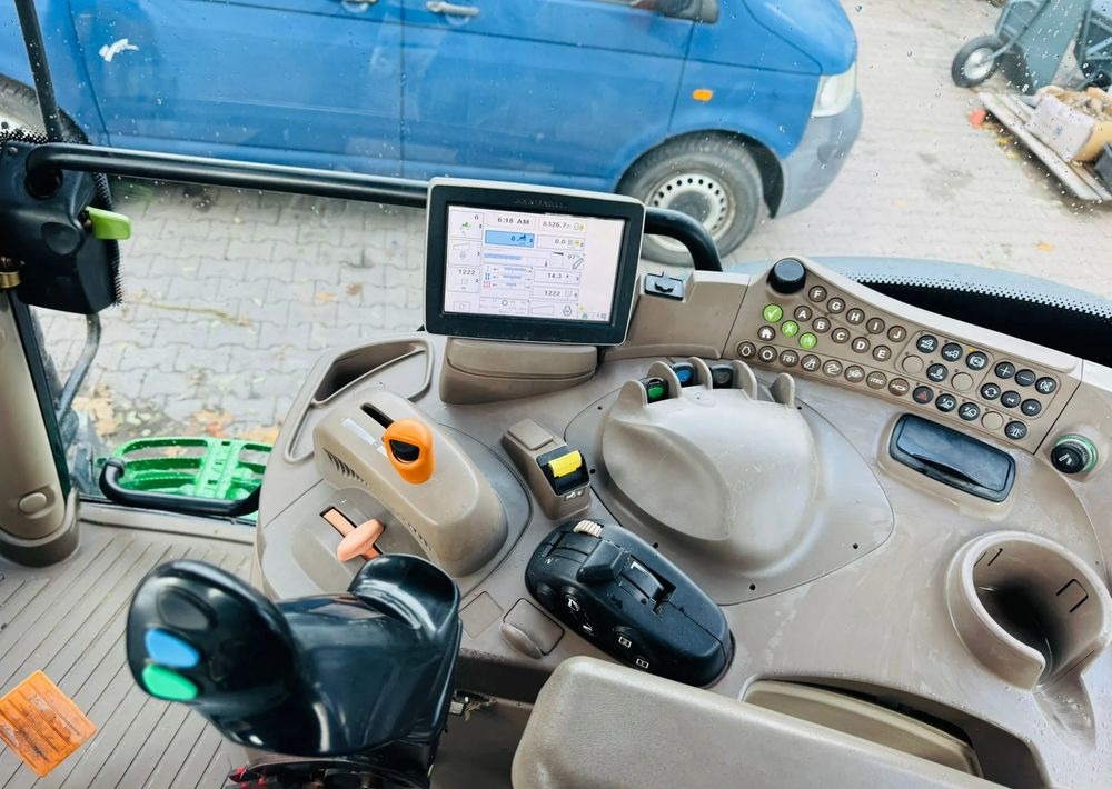 Trator John Deere 6125R: foto 18