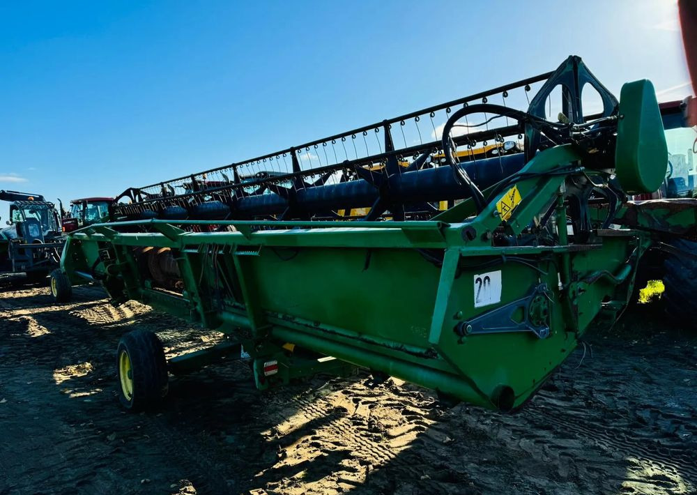 John Deere 630R - Plataforma para colheitadeira: foto 2 John Deere 630R - Plataforma para colheitadeira: foto 2