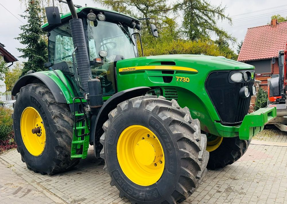 Trator John Deere 7730: foto 10