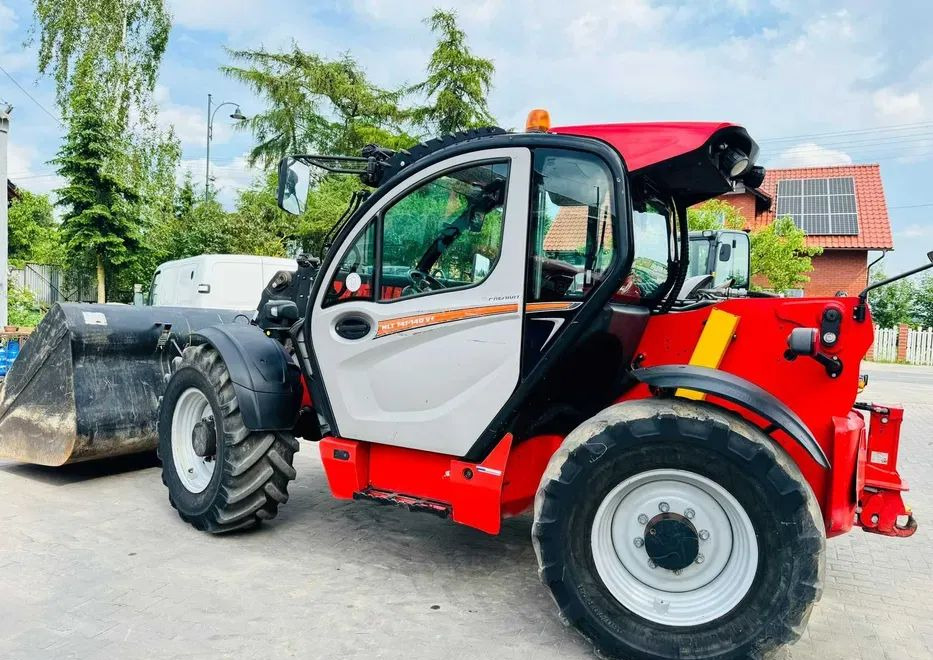 Manitou 741-140 V+ PREMIUM - Empilhador telescópico: foto 1 Manitou 741-140 V+ PREMIUM - Empilhador telescópico: foto 1