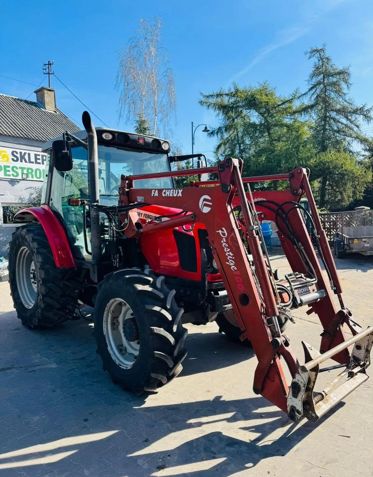 Massey Ferguson 5445 Dyna 4 - Trator: foto 5 Massey Ferguson 5445 Dyna 4 - Trator: foto 5