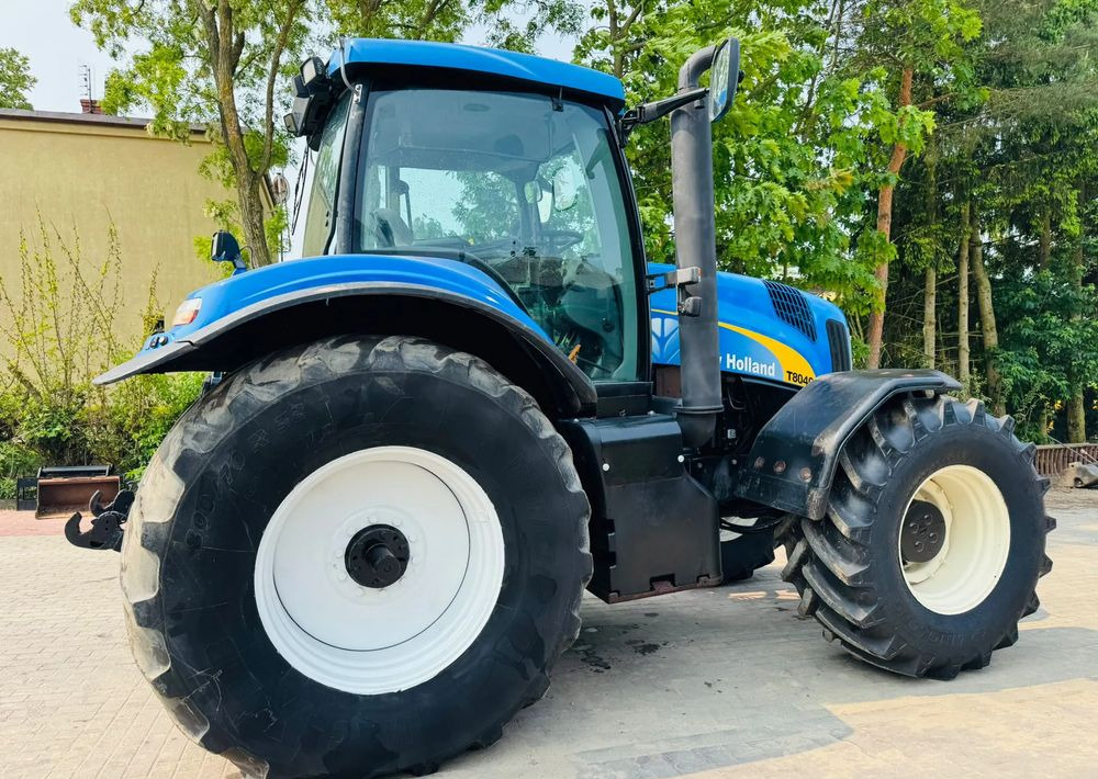 New Holland T8040 - Trator: foto 2 New Holland T8040 - Trator: foto 2