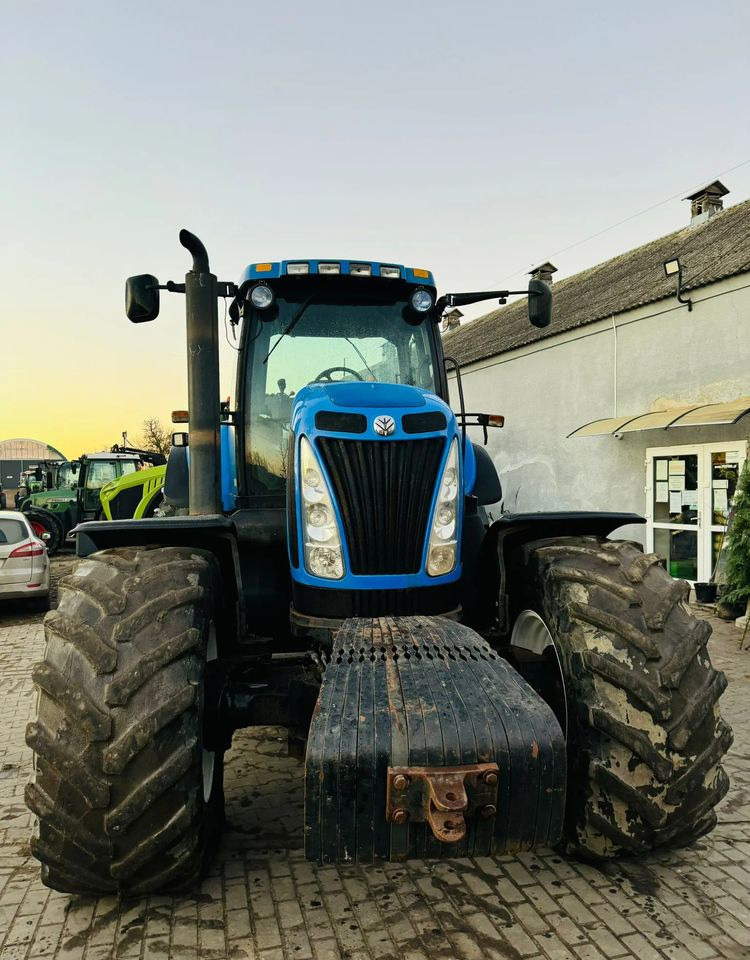 New Holland T8040 - Trator: foto 5 New Holland T8040 - Trator: foto 5